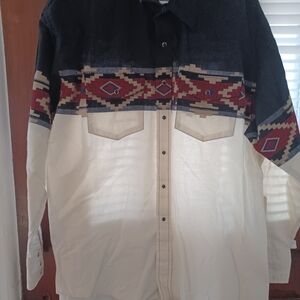 Wrangler Black and Cream Casual Button Down Shirt